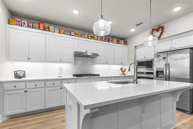 3809 Cherry Hills Drive, Sherman, TX 75090