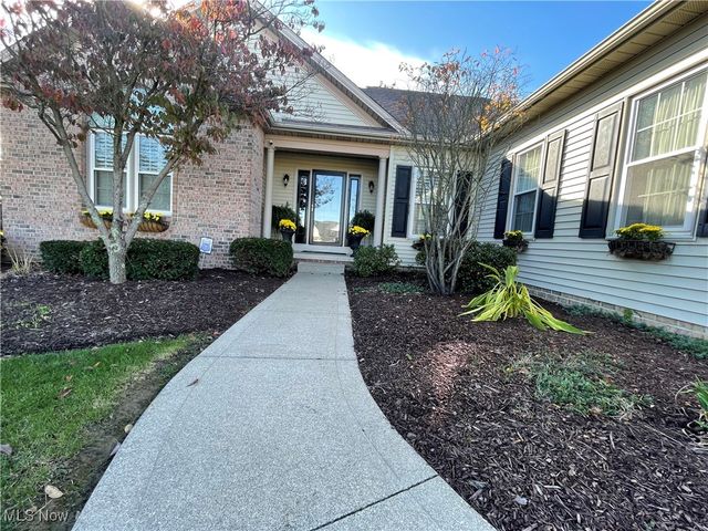 4456 Red Panda Circle NW, Massillon, OH 44646