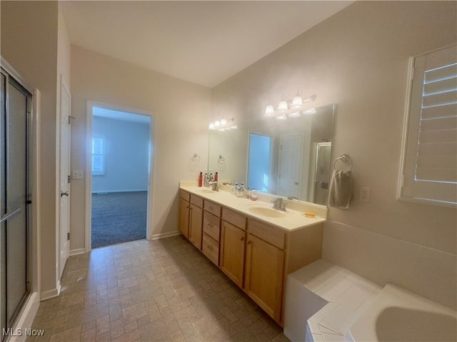 4456 Red Panda Circle NW, Massillon, OH 44646