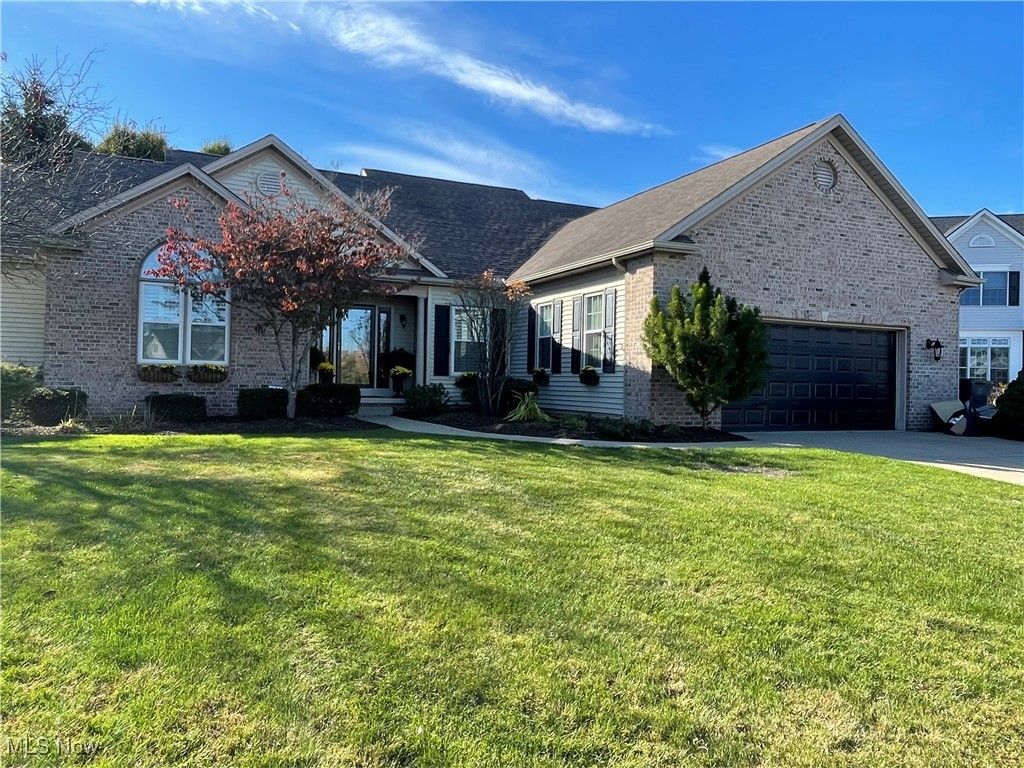 4456 Red Panda Circle NW, Massillon, OH 44646