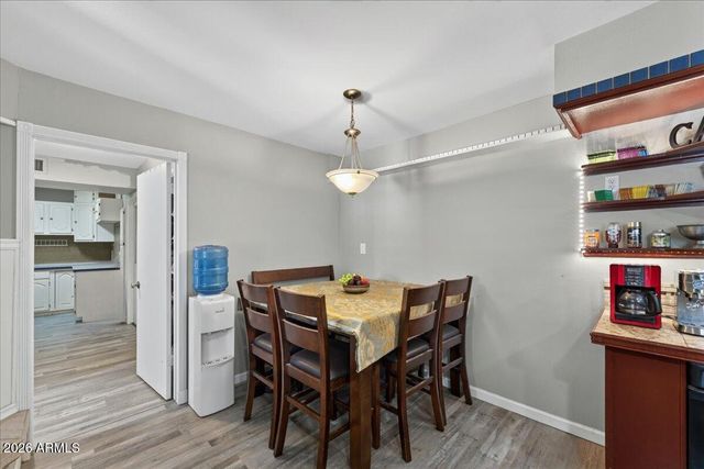 3135 W AUGUSTA Avenue, Phoenix, AZ 85051