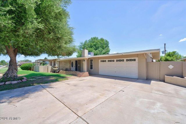 3135 W AUGUSTA Avenue, Phoenix, AZ 85051