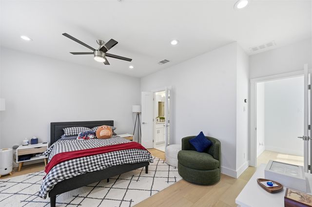 2620 Valley View Lane 100, Farmers Branch, TX 75234