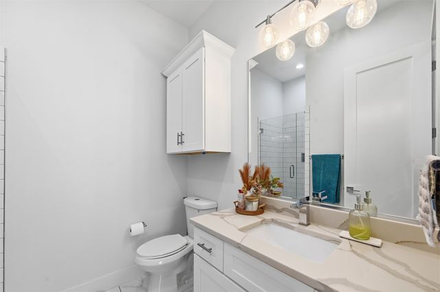 2620 Valley View Lane 100, Farmers Branch, TX 75234