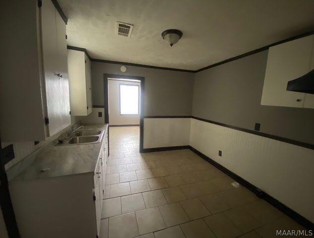 3577 Whiting Avenue, Montgomery, AL 36105