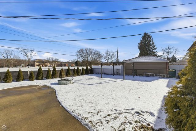 367 Park Avenue, Wheeling, IL 60090