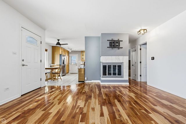 367 Park Avenue, Wheeling, IL 60090