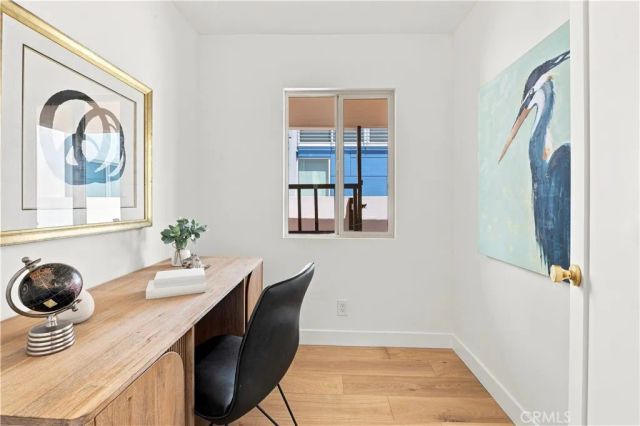 2011 Springfield Avenue, Hermosa Beach, CA 90254