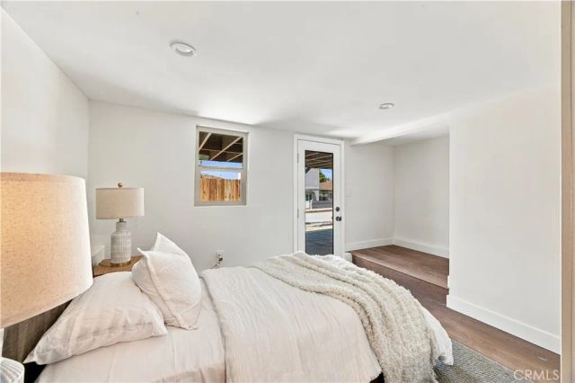 2011 Springfield Avenue, Hermosa Beach, CA 90254