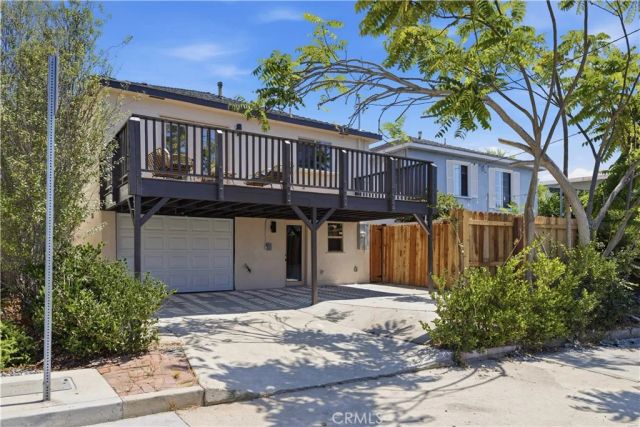 2011 Springfield Avenue, Hermosa Beach, CA 90254
