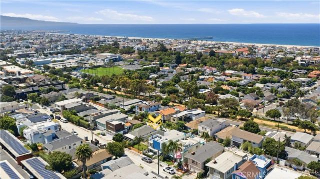 2011 Springfield Avenue, Hermosa Beach, CA 90254