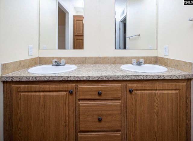 124 Bentgrass Lane, Gaston, SC 29053