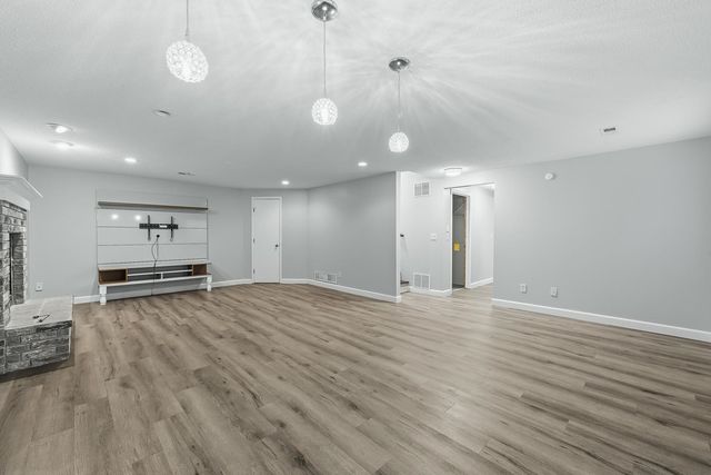 709 S Goebel, Wichita, KS 67207