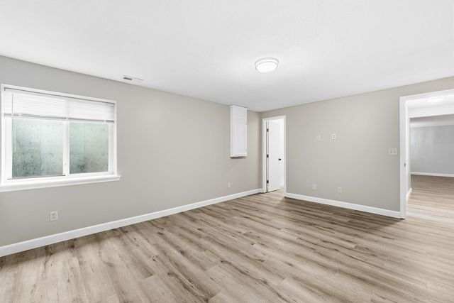 709 S Goebel, Wichita, KS 67207