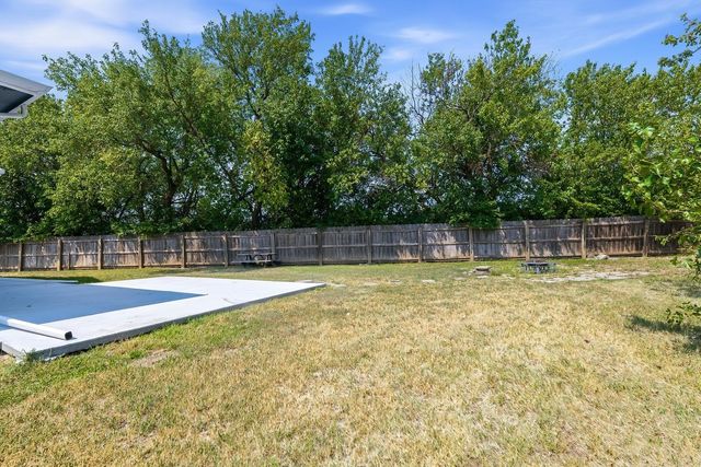 709 S Goebel, Wichita, KS 67207