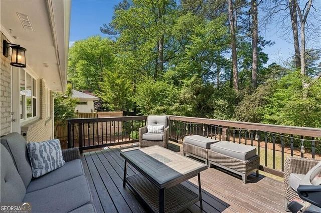 2304 Pembrook PL NE, Atlanta, GA 30324