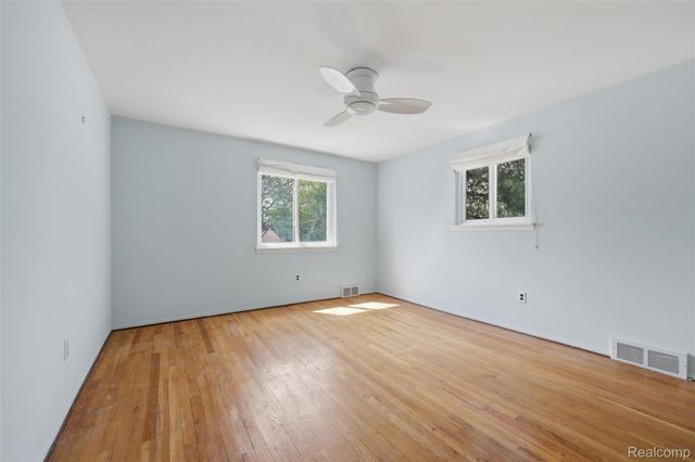 2229 Hillcrescent Drive, Troy, MI 48085