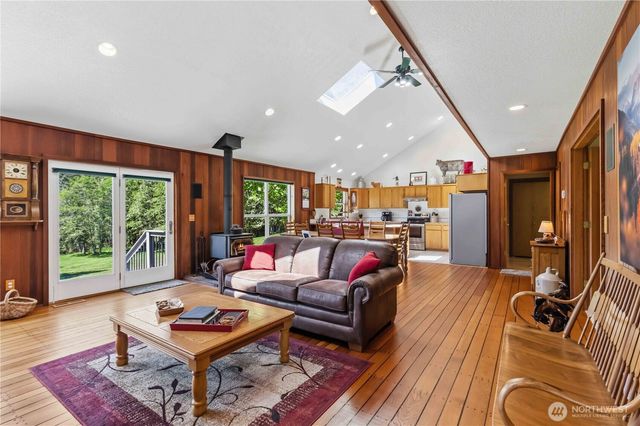 359 Frank Smith Road, Toutle, WA 98649