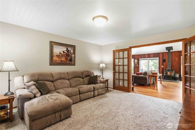 359 Frank Smith Road, Toutle, WA 98649