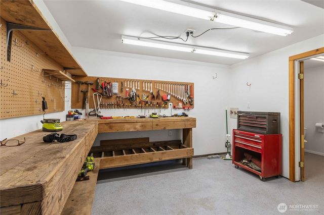 359 Frank Smith Road, Toutle, WA 98649