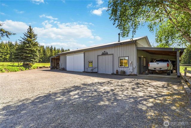 359 Frank Smith Road, Toutle, WA 98649