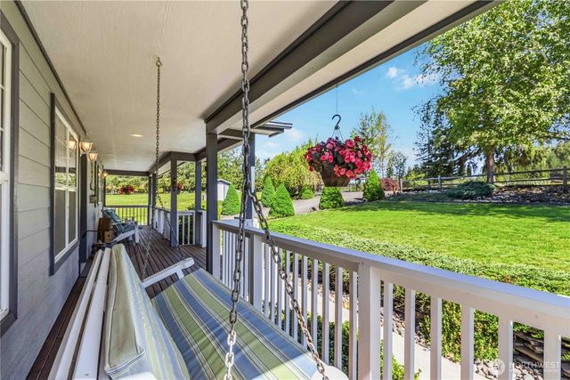 359 Frank Smith Road, Toutle, WA 98649