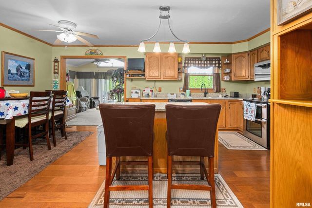 13109 83RD Avenue, Blue Grass, IA 52726