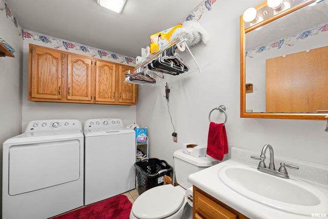 13109 83RD Avenue, Blue Grass, IA 52726