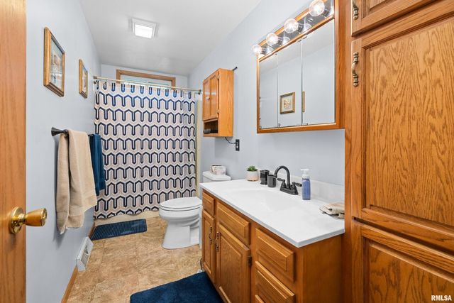 13109 83RD Avenue, Blue Grass, IA 52726