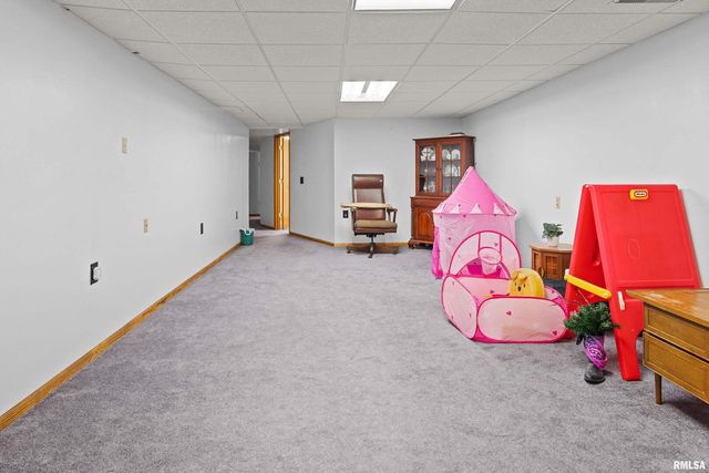 13109 83RD Avenue, Blue Grass, IA 52726