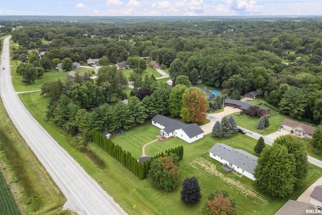 13109 83RD Avenue, Blue Grass, IA 52726