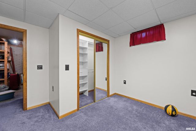 13109 83RD Avenue, Blue Grass, IA 52726