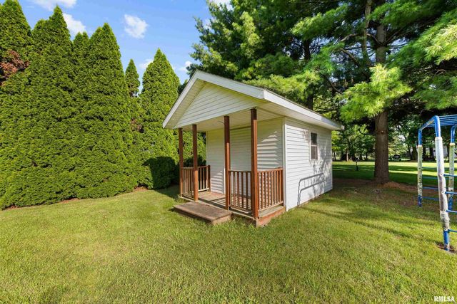 13109 83RD Avenue, Blue Grass, IA 52726