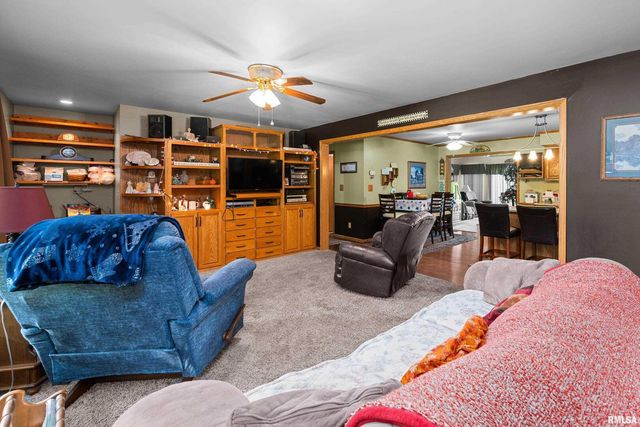 13109 83RD Avenue, Blue Grass, IA 52726