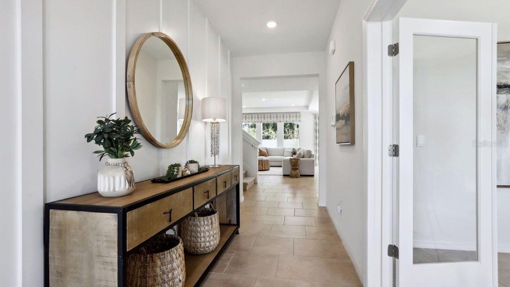 Image 2 of property listing at 36150 HILLRIDGE TRAIL, Zephyrhills, FL 33541