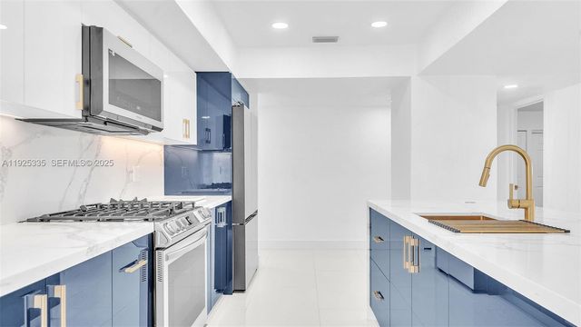 11421 SW 84th St 1, Miami, FL 33173