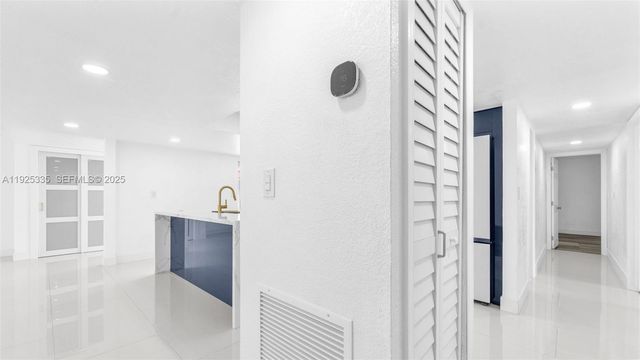 11421 SW 84th St 1, Miami, FL 33173