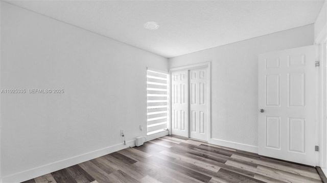 11421 SW 84th St 1, Miami, FL 33173