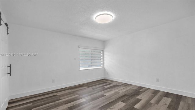 11421 SW 84th St 1, Miami, FL 33173