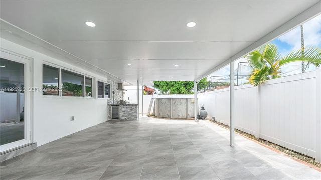 11421 SW 84th St 1, Miami, FL 33173