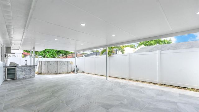 11421 SW 84th St 1, Miami, FL 33173