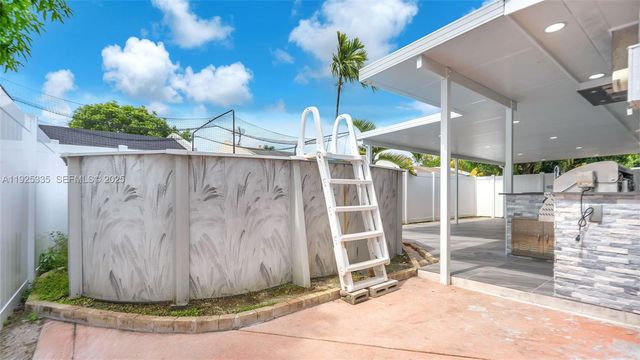 11421 SW 84th St 1, Miami, FL 33173