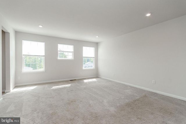 9003 WALNUT HILL RD, Fredericksburg, VA 22408