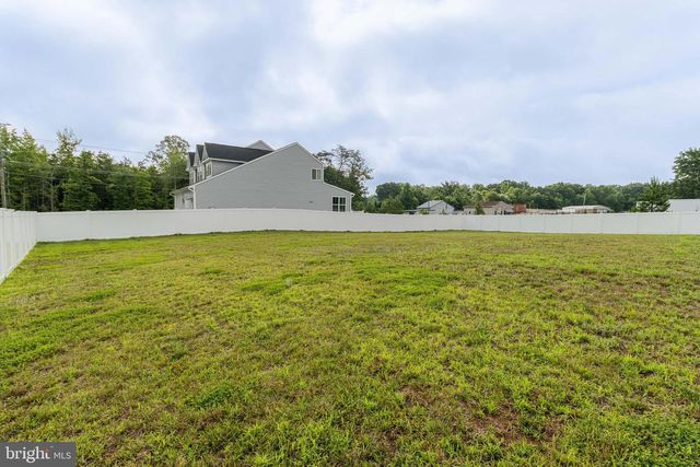 9003 WALNUT HILL RD, Fredericksburg, VA 22408