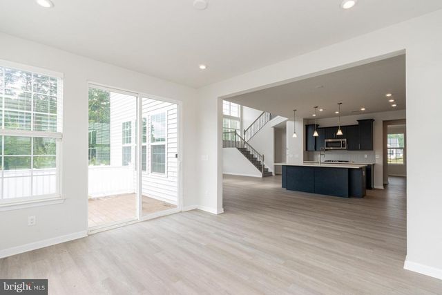 9003 WALNUT HILL RD, Fredericksburg, VA 22408