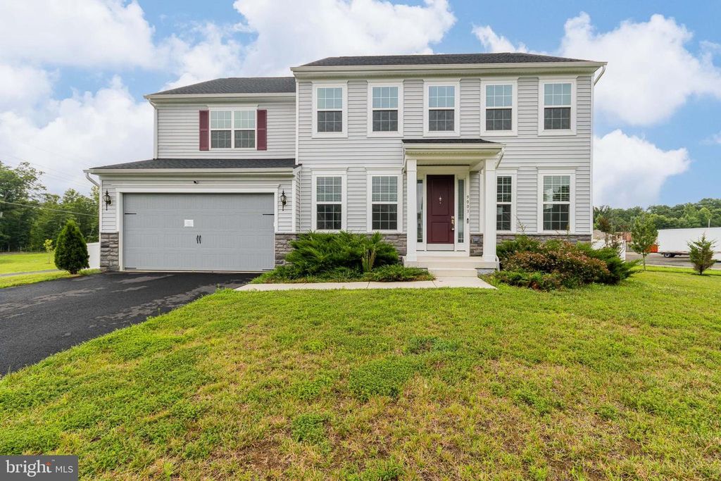 9003 WALNUT HILL RD, Fredericksburg, VA 22408