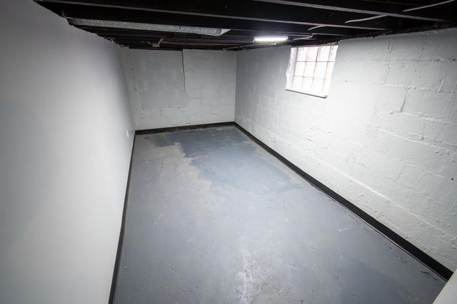 4181 Monroe Street, Gary, IN 46408