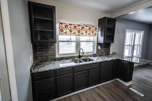 4181 Monroe Street, Gary, IN 46408