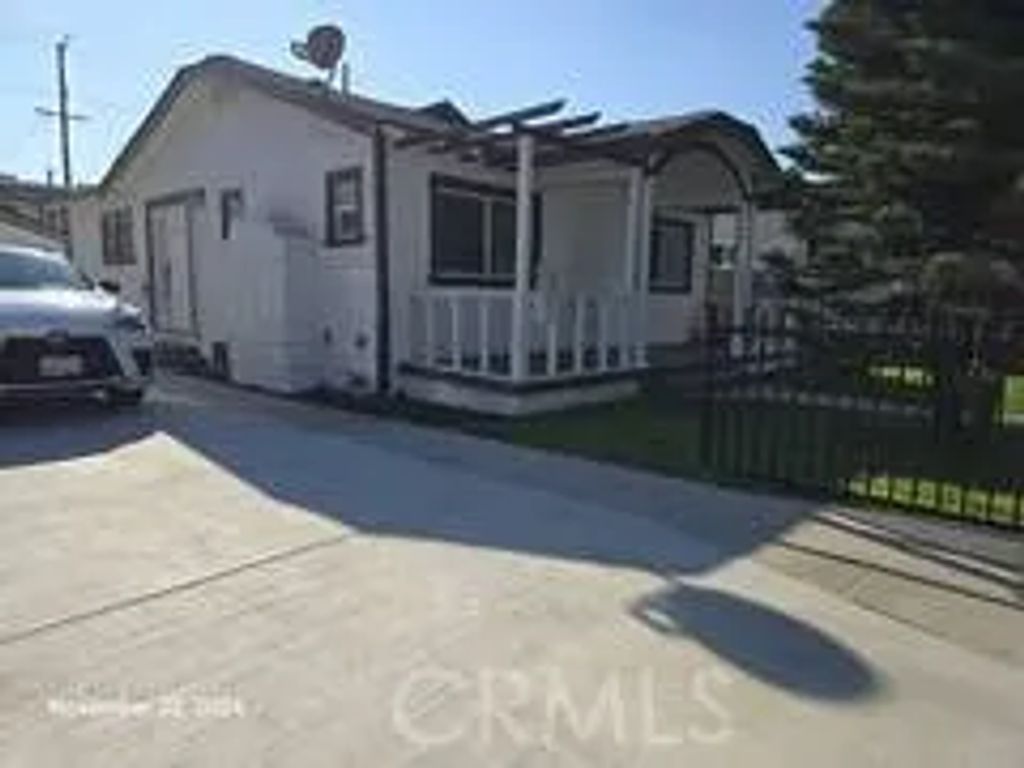 2918 Randolph Street 1, Huntington Park, CA 90255