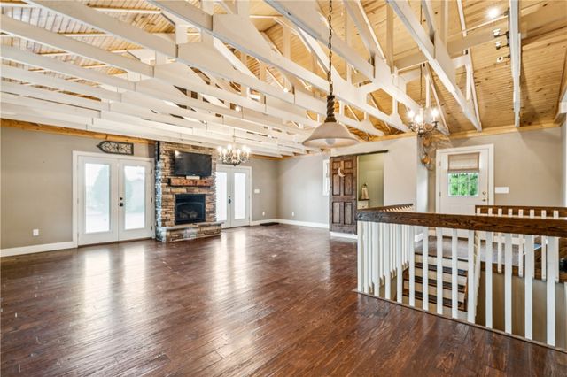 115 Lapeer Dr, South Beaver Twp, PA 15010